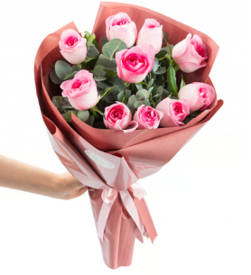 Somon Buket Kağıdında 10'lu Pembe Gül Buketi